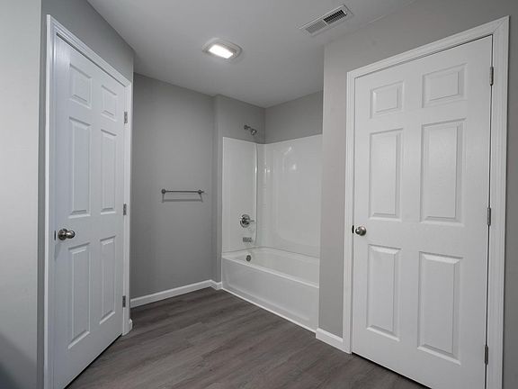 2nd image of 1507 Oder Dr