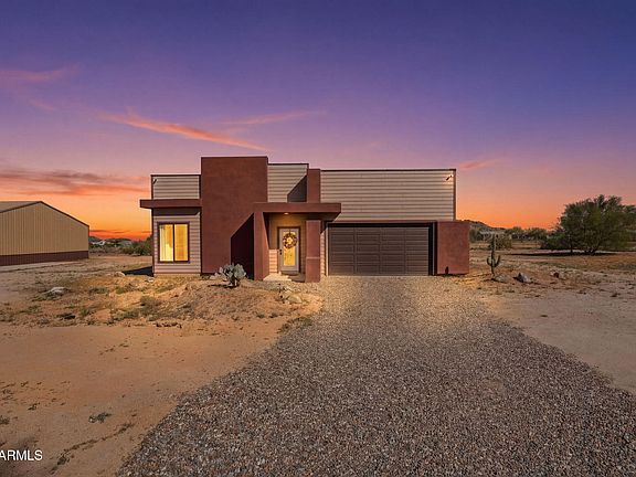 3rd image of 1289 S OAK Road