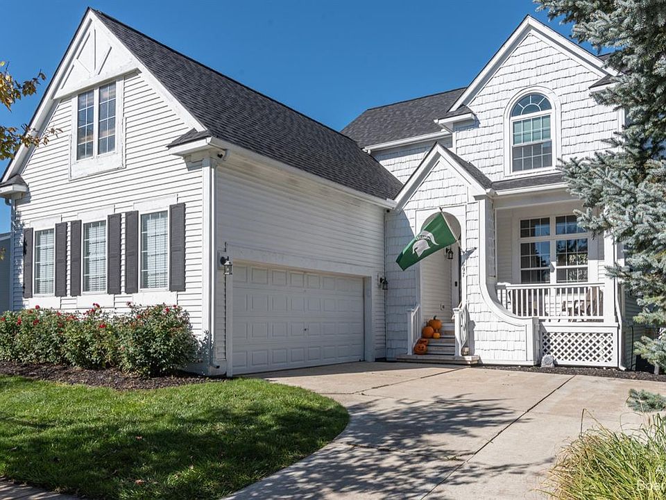 1st image of 697 Reagan Ln