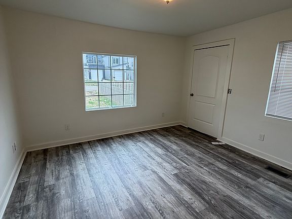 2nd image of 1815 Ashton Ave