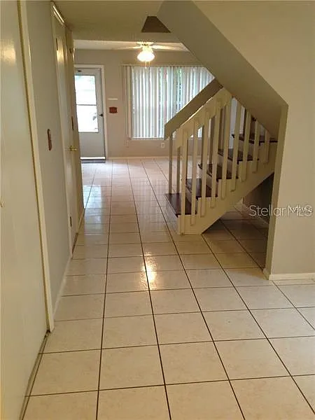 2 bed, 2.5 bath, 1260 sqft, $1,900 — Photo 3