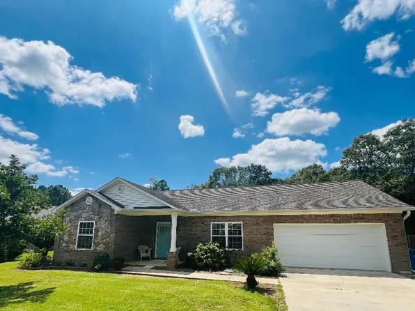 3717 Navajo Trce, Dothan, AL 36301