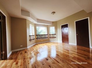 207-209 N Parkside Ave #3N, Chicago, IL 60644