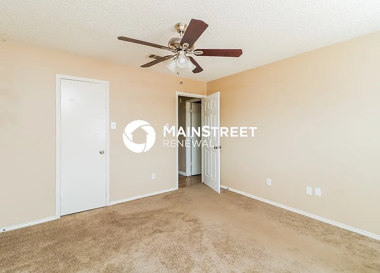 5715 Woodsetter Ct — Photo 9