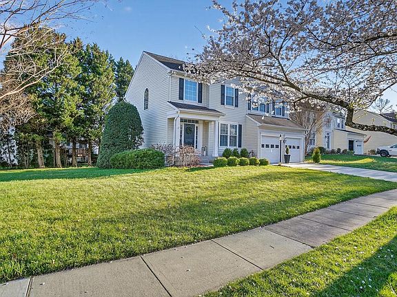 2nd image of 2801 Carver Rd