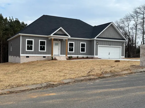 190 Chloe Dr, La Fayette, GA 30728