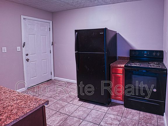 5th image of 1143 Duxberry Ave