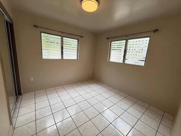 234 Oneawa St #B — Photo 4