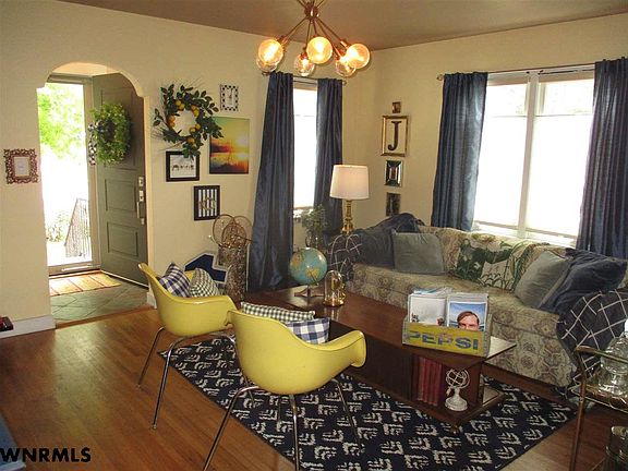 3rd image of 2521 Avenue E