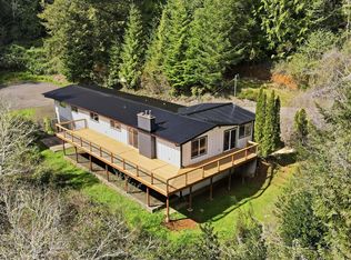 1395 Ingersoll St, Coos Bay, OR