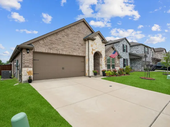 911 Cottontail Dr, Princeton, TX 75407