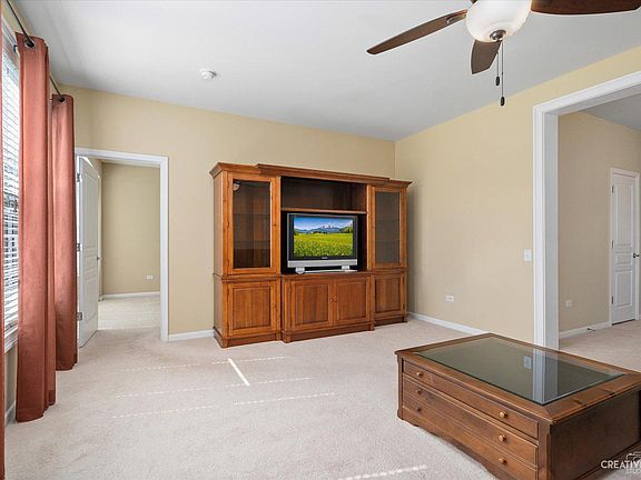 5th image of 2922 Stoney Creek Dr