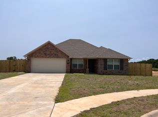 2109 Brown Bear Ln, Gentry, AR 72734