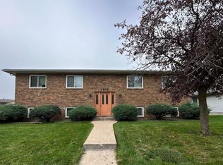 1102 8th Street Ct #2, Silvis, IL 61282