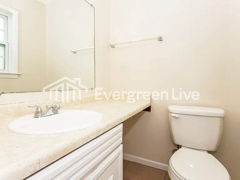 6356 Leamont Dr — Photo 10