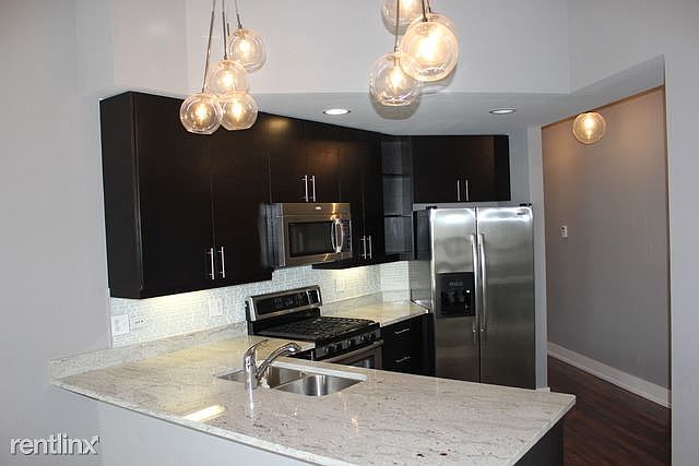 3201 Leland Kitchen