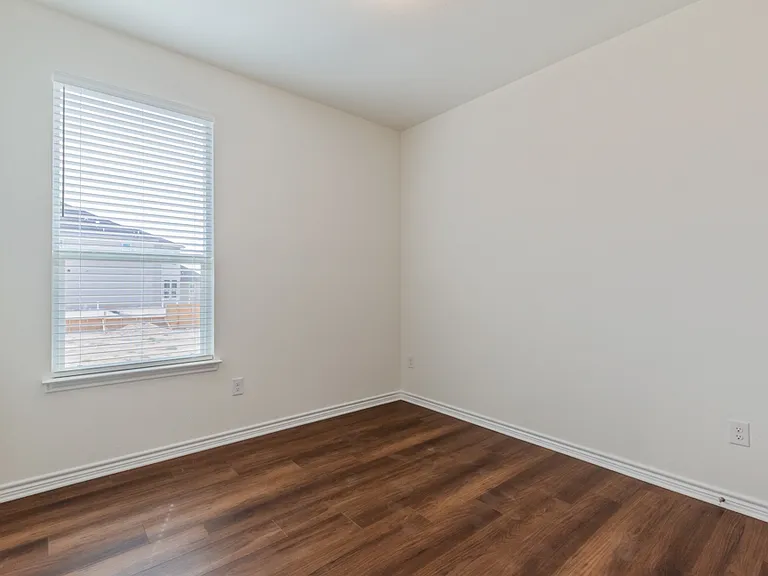 15515 Electra Cir — Photo 6