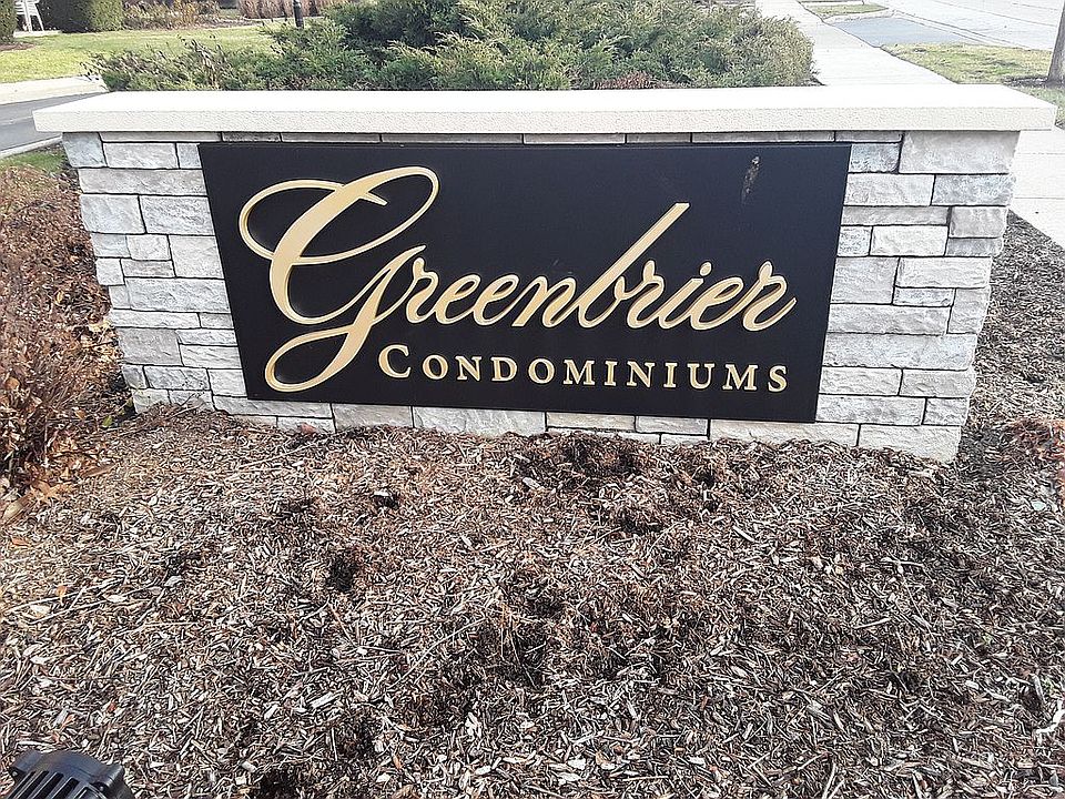 1st image of 2423 N Kennicott Dr Unit 4A