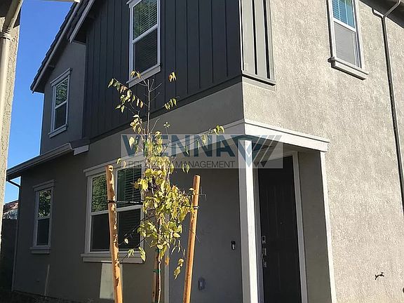 2nd image of 1064 Knox Way