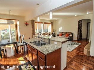 19719 128th Pl NE, Woodinville, WA 98072