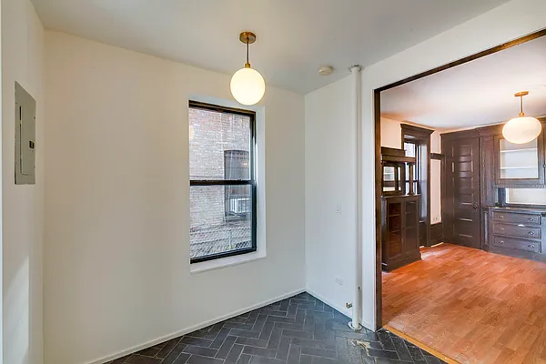 Rented by MNS | media 30