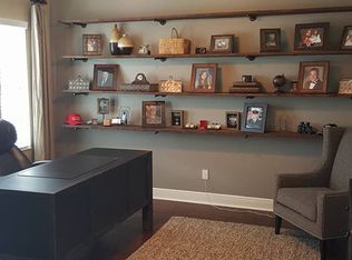 332 Cockle Shell Loop, Apollo Beach, FL 33572