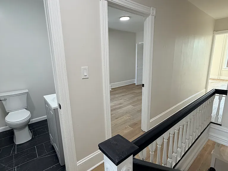 100 N Johnston Ave — Photo 28