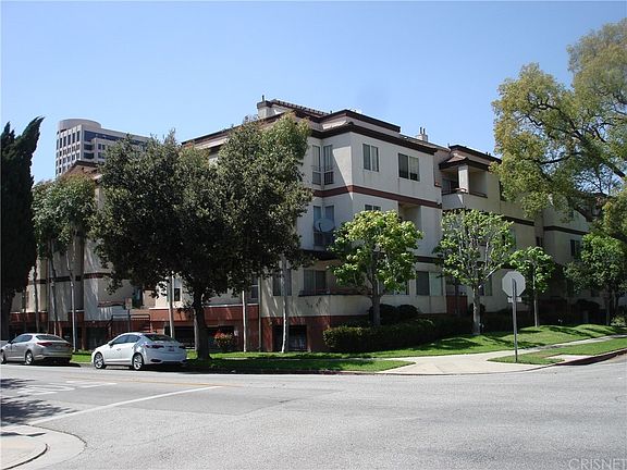 2nd image of 401 N Kenwood St APT 114