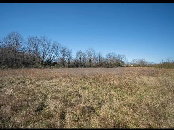 000 S 3rd St, Sarcoxie, MO 64862