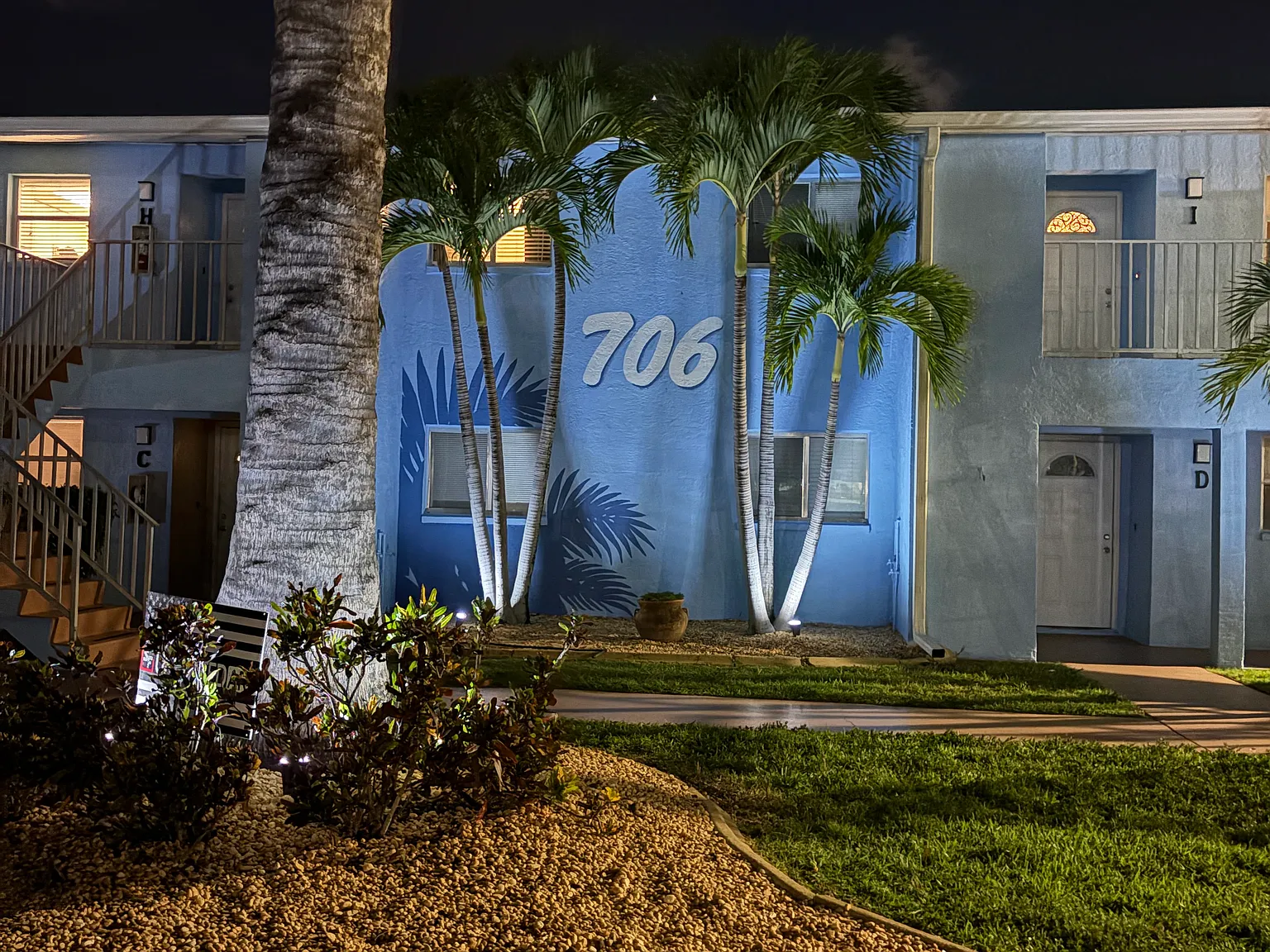 2 bed, 1025 sqft, $1,390 — Photo 4