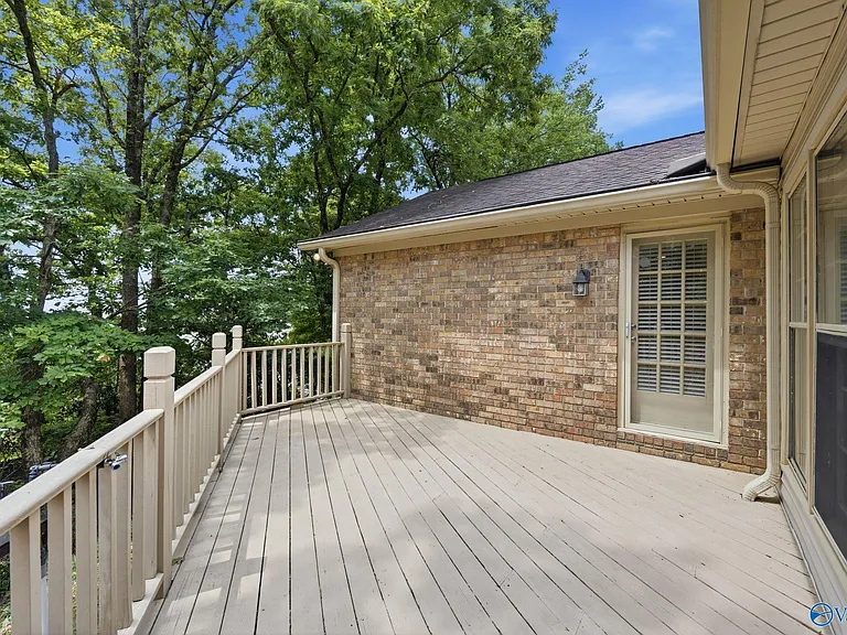815 Baylor Dr SE — Photo 34