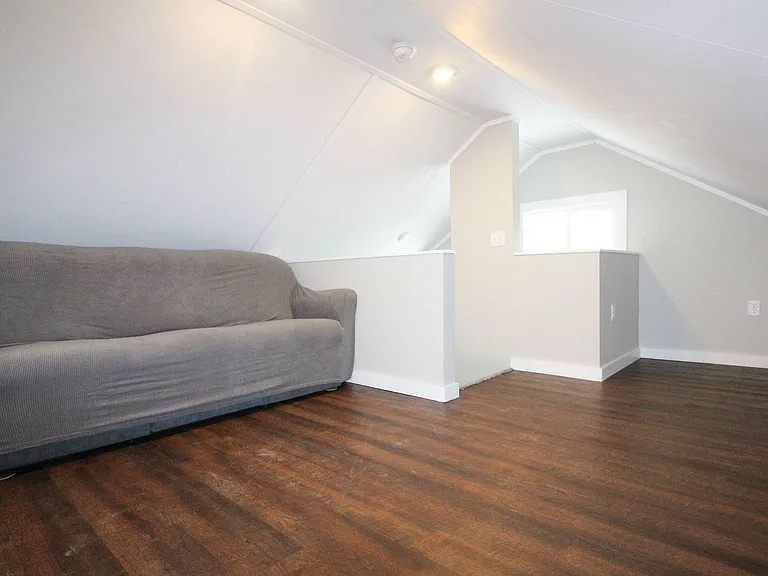 230 Bryant Ave — Photo 124
