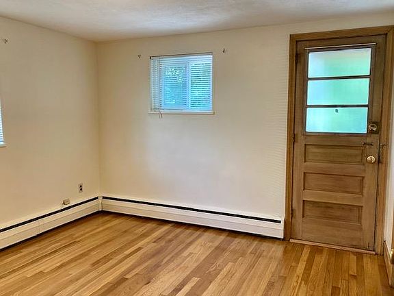 2nd image of 52 South St #1