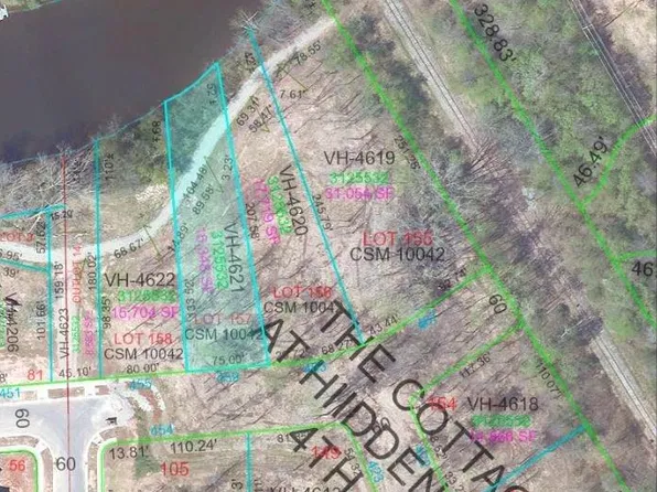 459 Hidden Creek Trl, Green Bay, WI 54303