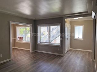 10822 Hartsook St #1, North Hollywood, CA 91601