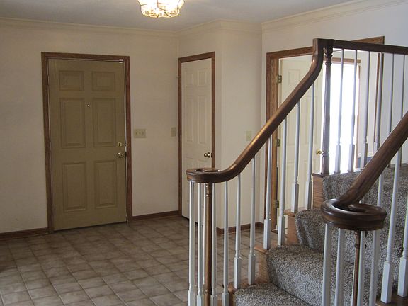 Spacious Center Hall