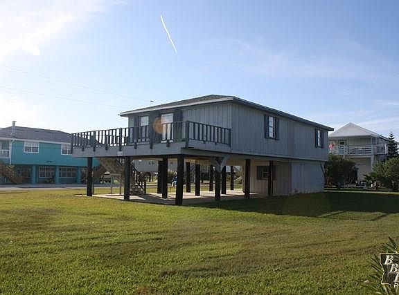 2nd image of 110 Strawberry Ln