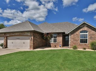 4522 S Owen Ct, Brookline, MO 65619