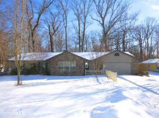 105 W Woodside Dr, Gambier, OH 43022