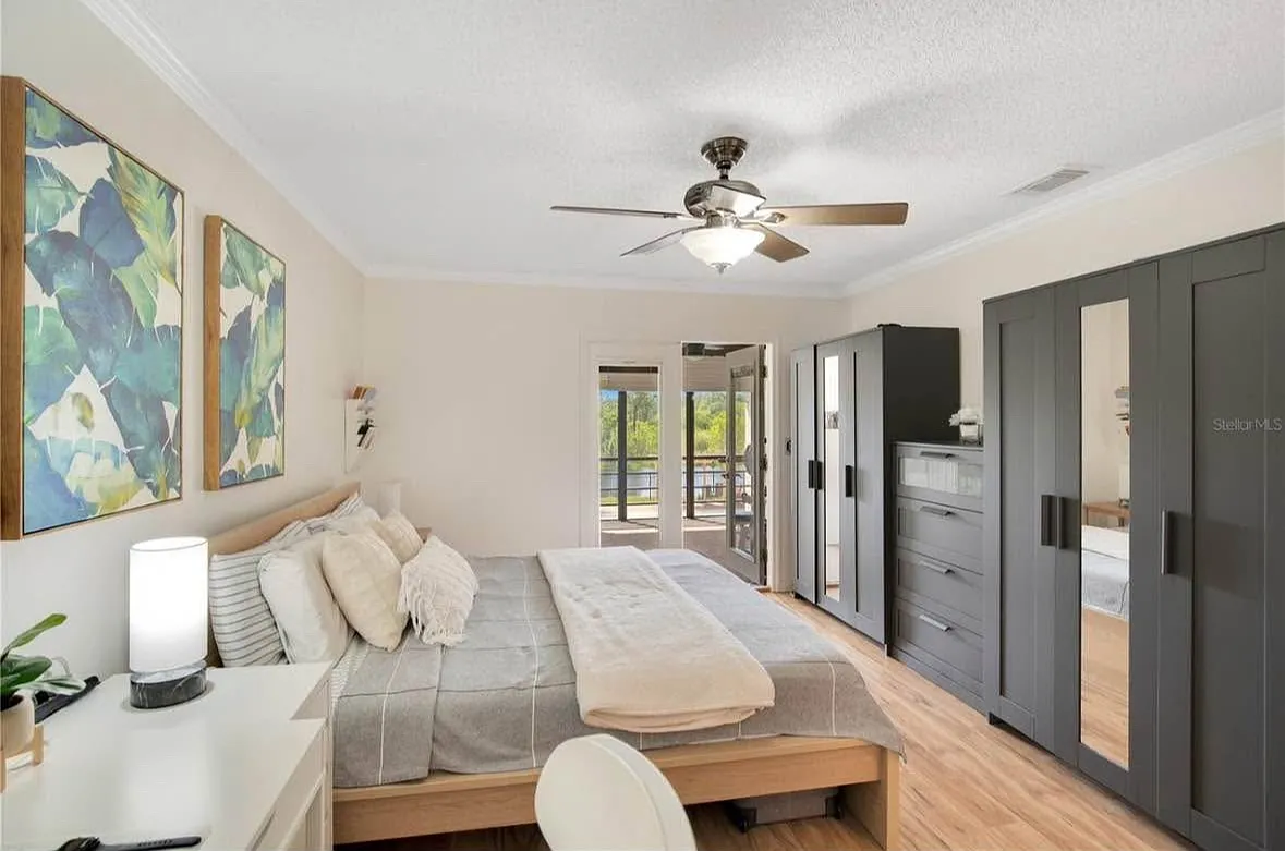 2 bed, 1316 sqft, $1,900 — Photo 2