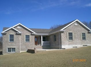 47 Wyatt Rd, Jonesburg, MO 63351