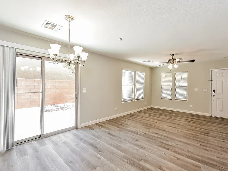 10823 Mystic Shore Ave — Photo 7