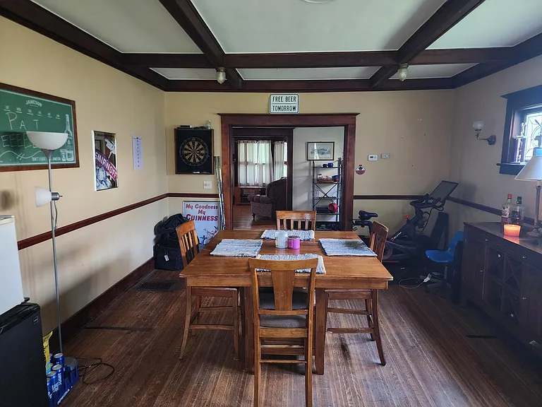 Living area #2