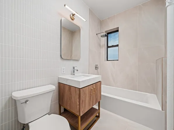 690 Riverside Drive 6E image 6 of 6