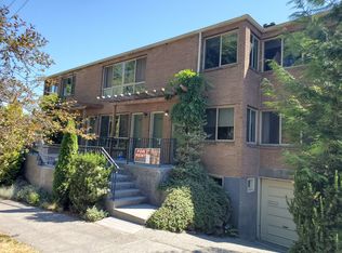 1023 N 50th St, Seattle, WA 98103