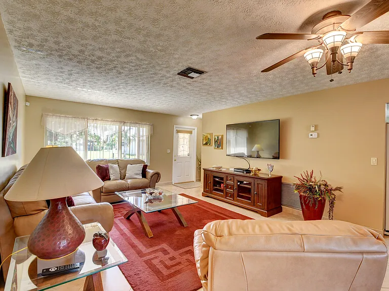 14425 Amapola Way — Photo 11