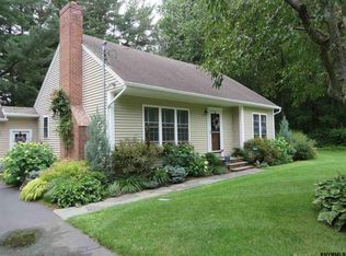12 Dyer Switch Rd, Saratoga Springs, NY 12866