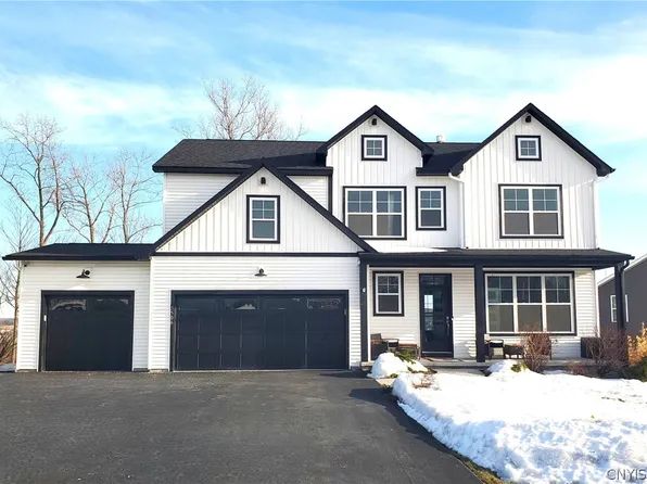 5506 Rolling Meadows Way, Camillus, NY 13031