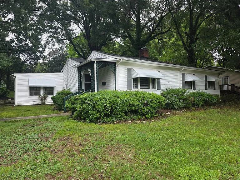 3317 Emory Dr — Photo 3