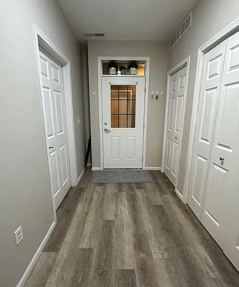 1192 Foster Rd — Photo 6